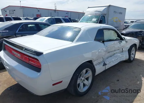 2014 Dodge Challenger Sxt из США, поврежденный, VIN 2C3CDYAG4EH237352